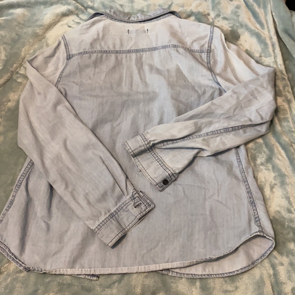 Button down top - Picture 2 of 2